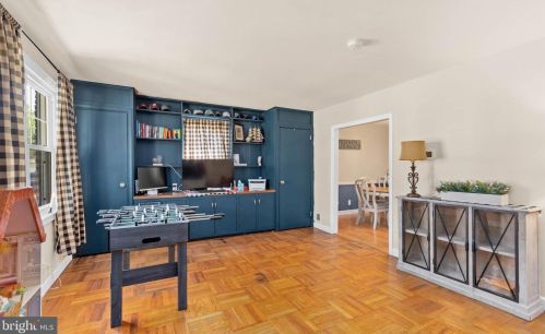 467 Hemlock Ter, West Deptford NJ  08096-2813 exterior