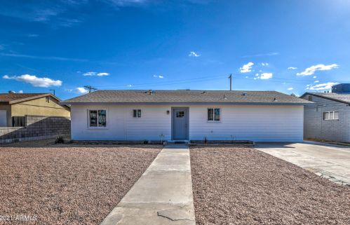 1907 Denton Ln, Phoenix AZ  85015-2933 exterior