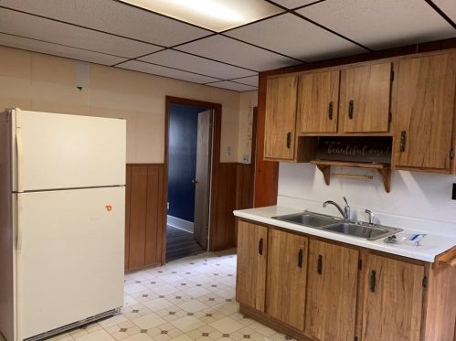 108 Harwich St, New Bedford MA 02745-6303 exterior