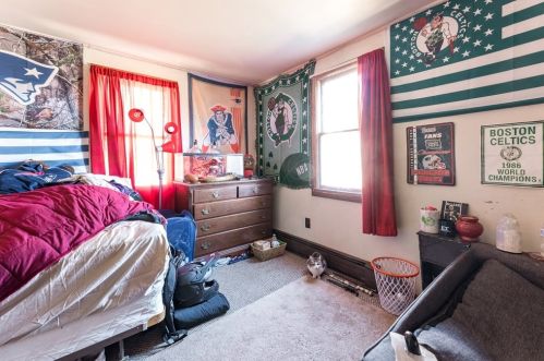 2143 Elm St, Dighton MA 02715-1518 exterior