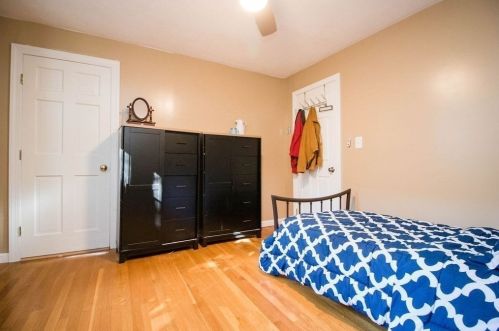 33 St, West Bridgewater MA 02379-1030 exterior