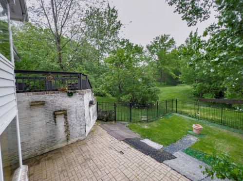 1240 131 Ct, Lemont IL exterior