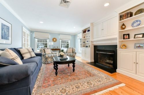 8 Captain Thomson Ln, Hingham MA 02043-3459 exterior