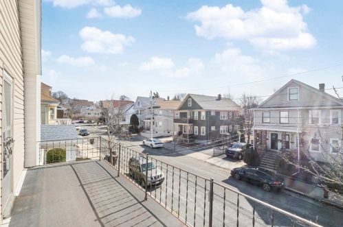 25 Edith St, Everett MA 02149-1718 exterior