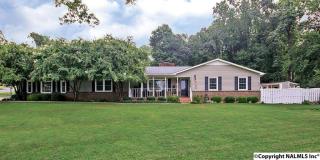 11421 Maplecrest Dr, Huntsville, AL 35803-1518