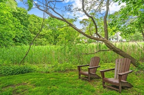 8 Clyde Ter, Arlington MA 02474-1509 exterior