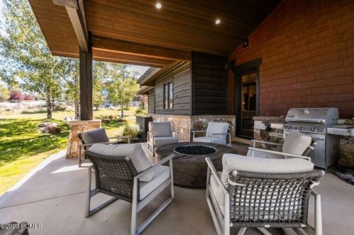 2727 Westview Trl, Park City UT 84098-6342 exterior