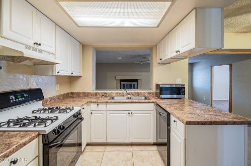 3068 87 Ave, Phoenix AZ 85037-3308 exterior