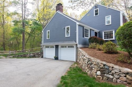7 Saw Ml Pond Rd, Hingham MA 02043-3457 exterior