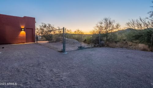 48909 3rd Ave, Phoenix AZ 85027-4700 exterior