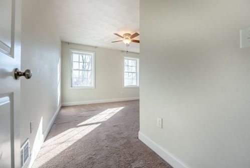 123 Pleasant Vly St, Methuen MA 01844-7227 exterior