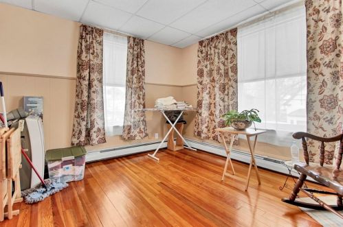 81 Lowell St, Methuen MA 01844-3615 exterior