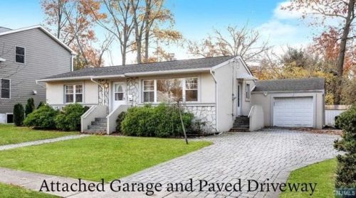 66 Merritt Ave, Cresskill NJ  07626-2420 exterior