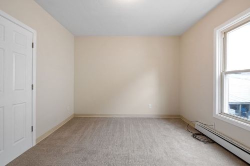 95 Harrison St, Worcester MA 01604-4215 exterior