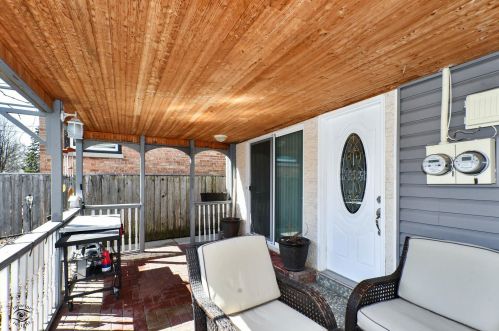 1319 Home Ave, Forest View IL 60402-1239 exterior