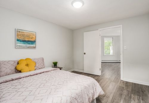 72 Whipple St, Worcester MA  01607-1363 exterior