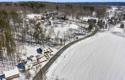 93 Riv Rd, Topsfield MA 01983-2111 exterior