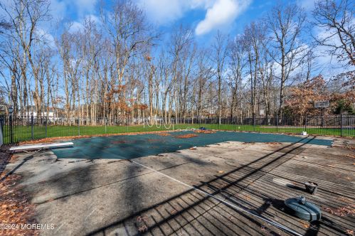 6 Afton Rd, Jackson Twp NJ 08527-3131 exterior