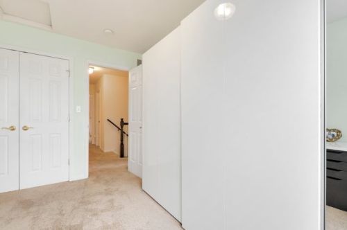 501 Goodwin Dr, Lemont IL 60440-2098 exterior