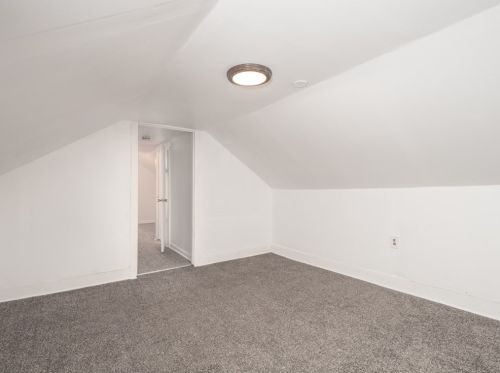 71 Fox St, Worcester MA 01604-4333 exterior