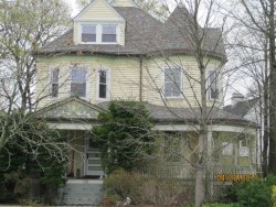 388 Lexington St, Newton, MA 02466-1526