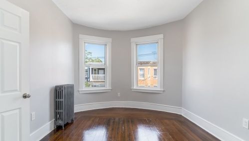 120 Shurtleff St, Chelsea MA 02150-3214 exterior