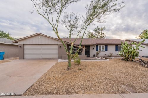 2509 Bloomfield Rd, Phoenix, AZ 85029-2538