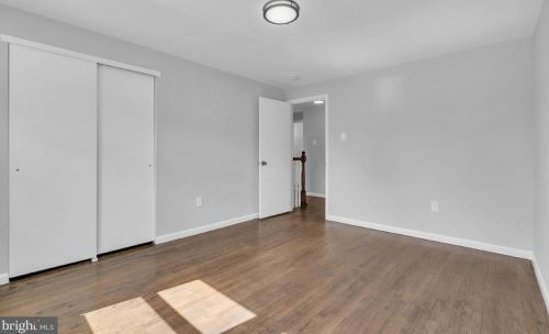 23 Wellington Pl, Burlington NJ  08016-3329 exterior