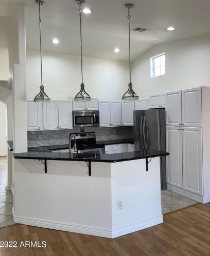 9419 1st Dr, Phoenix AZ 85041-8002 exterior