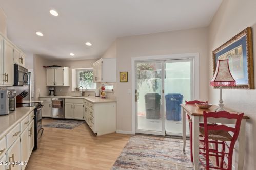 15826 5th Dr, Phoenix AZ  85023-7435 exterior