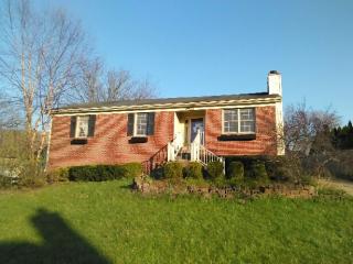 4505 Old Watterson Dr, Louisville, KY 40299-1191