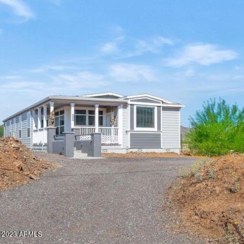 42330 3 St, Phoenix AZ 85086-7401 exterior