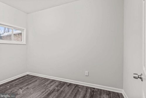 2126 20 St, Philadelphia PA 19121-1506 exterior