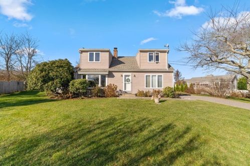 148 Osprey Rd, Wakefield, RI 02879-6537