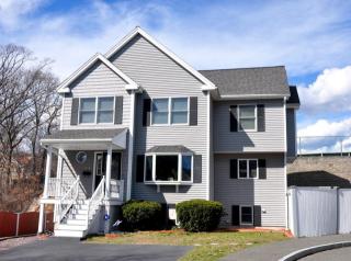 104 Summit St, Malden, MA 02148-2015