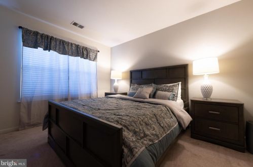 341 Chancellor Dr, West Deptford NJ  08096-5170 exterior