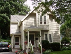 11 Ohio Ave, Newton, MA 02464-1320