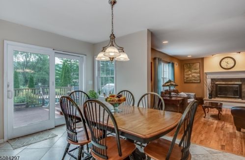 4 Bayberry Ln, Dover NJ 07869-3837 exterior