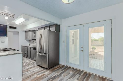 11022 35 Dr, Phoenix AZ 85053-7613 exterior