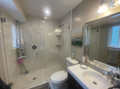 2193 Gyrfalcon Dr, Sandy UT 84092-4049 exterior