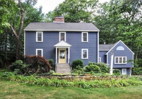 406 Cushing St, Hingham MA  02043-3709 exterior