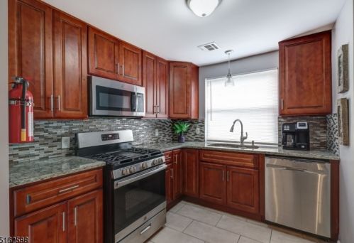 133 Main St, Belleville NJ 07109-3120 exterior