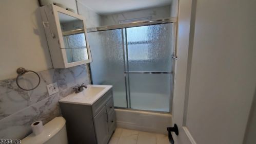 23 Bridge St, Belleville NJ  07109-2409 exterior