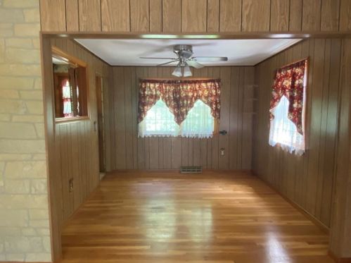 85 Leaf Ln, East Bridgewater MA 02333-1615 exterior