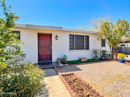 2725 Alice Ave, Phoenix AZ 85021-4112 exterior