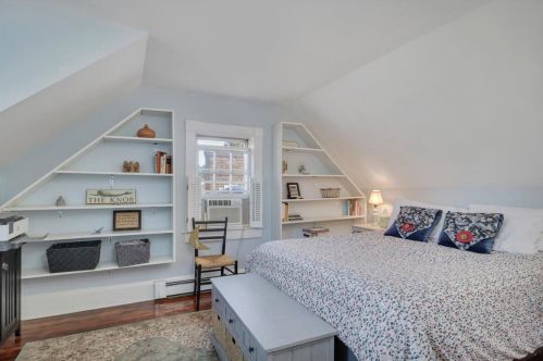 6 Munson Meeting, Chatham MA exterior