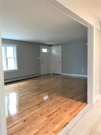 82 Walnut St, North Brookfield MA  01535-1814 exterior