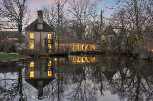 310 Cooper Rd, Tinton Falls NJ 07701-6010 exterior