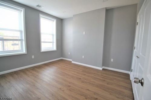 25 Belmont Ave, Belleville NJ  07109-1013 exterior