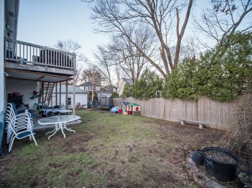 1025 Pleasant St, Weymouth MA 02189-2515 exterior